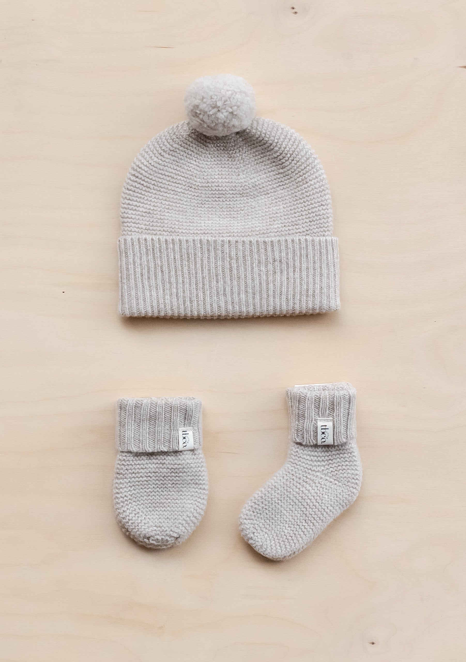 Baby Merino Wool Hat & offers Booties 3-6m