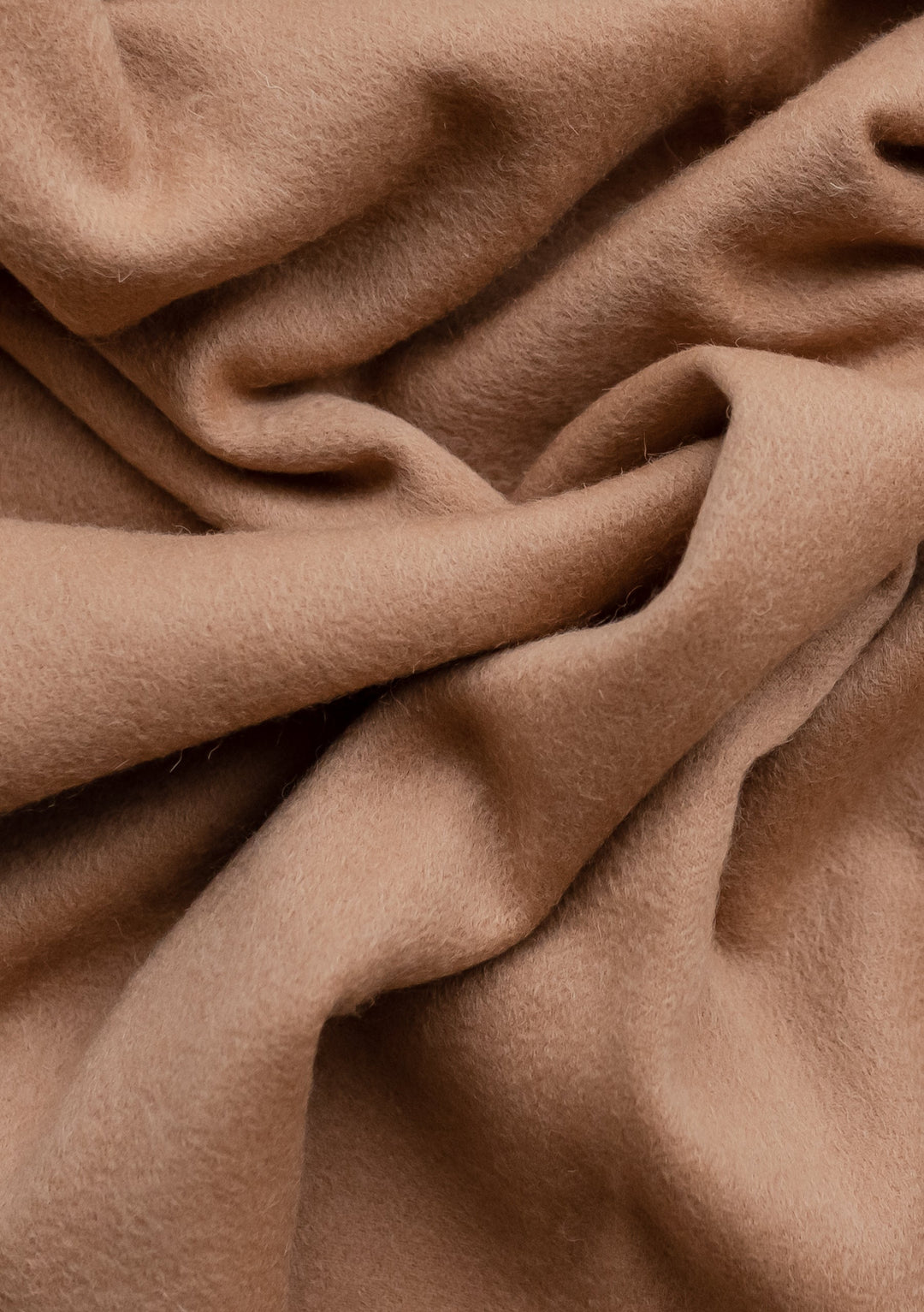 Men's Cashmere Scarf in Camel