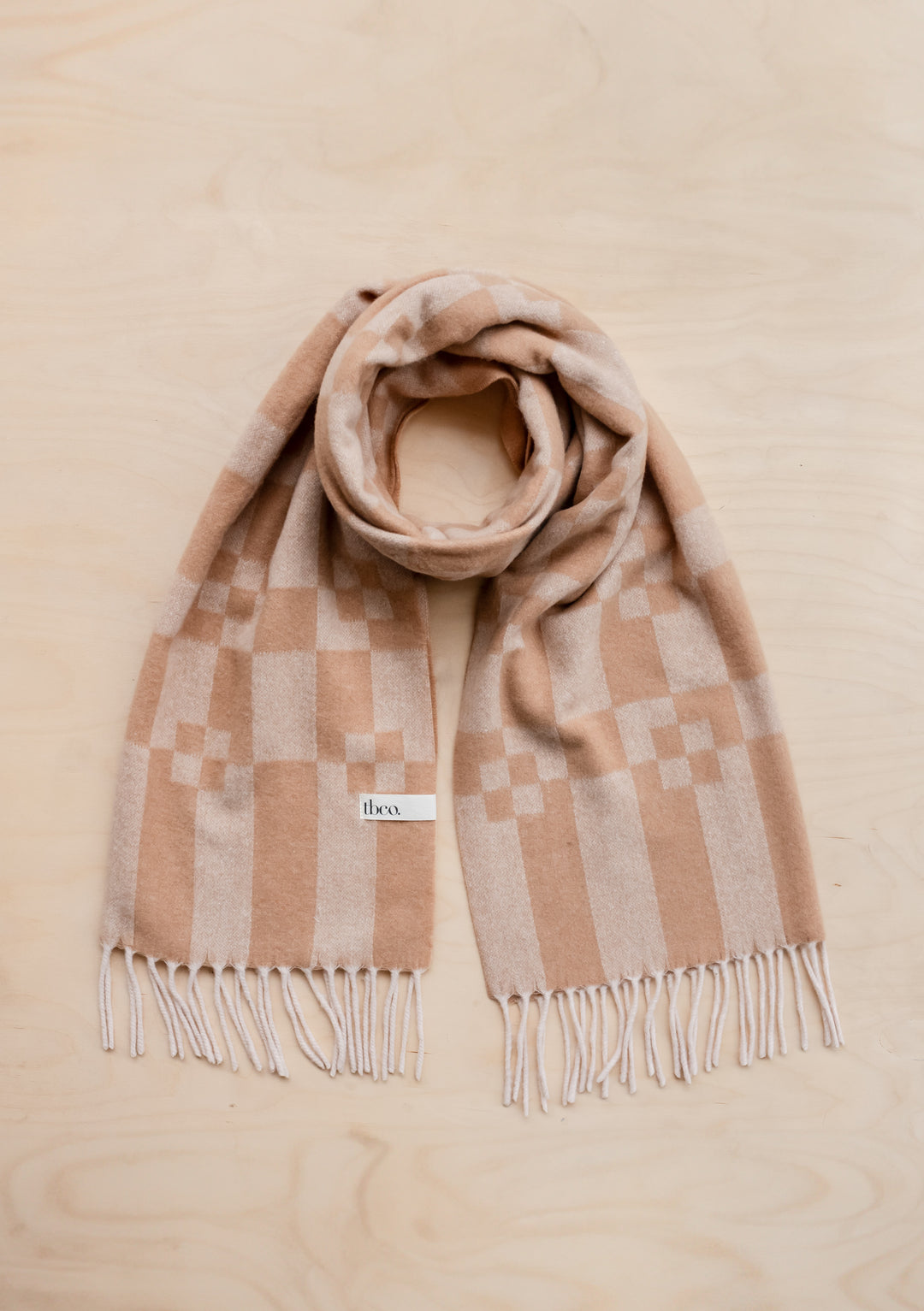 Cashmere & Merino Oversized Scarf in Camel Geometric Block