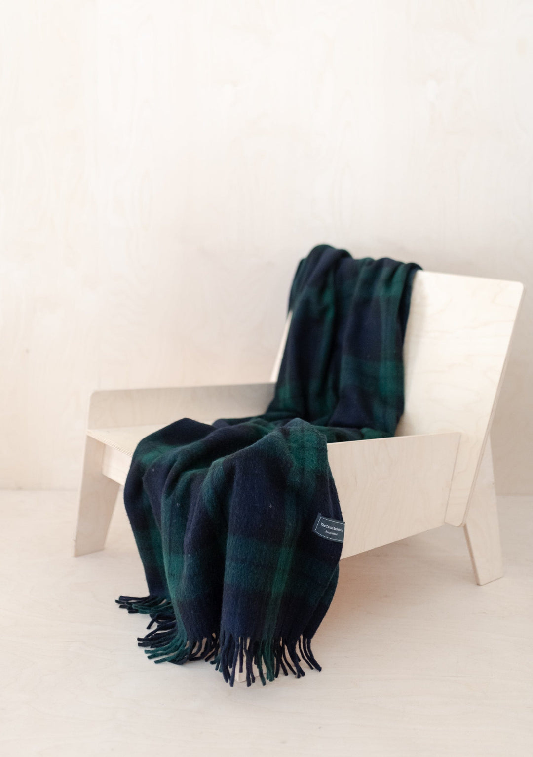 Recycled Wool Small Blanket in Black Watch Tartan – TBCo